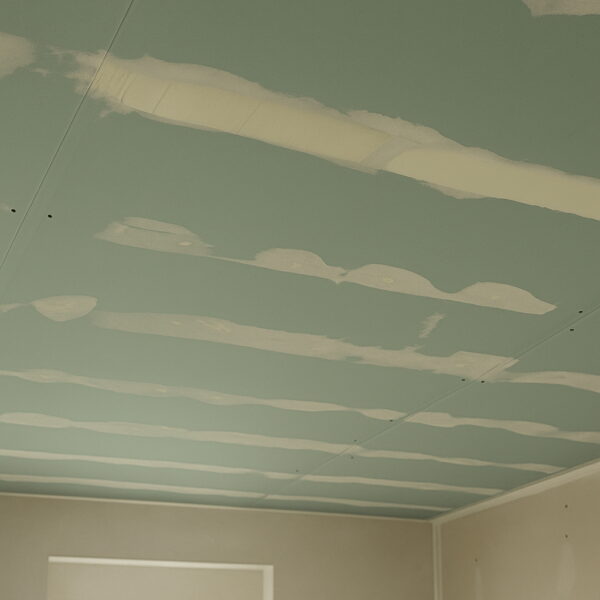 15mm Knauf Moisture Panel Plasterboard Tapered Edge 2400mm x 1200mm (8′ x 4′)