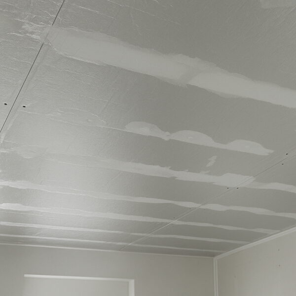 15mm Knauf Vapour Panel Plasterboard Tapered Edge 2400mm x 1200mm (8′ x 4′)